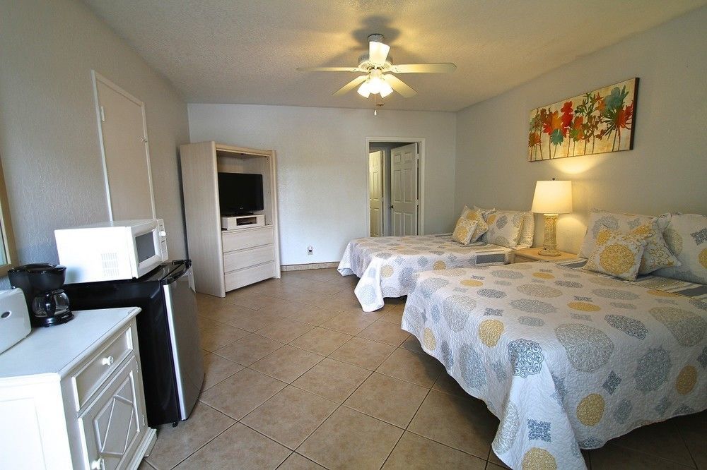 Hotel Blue Strawberry By The Sea Lauderdale-by-the-Sea Exterior foto