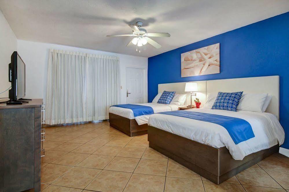 Hotel Blue Strawberry By The Sea Lauderdale-by-the-Sea Exterior foto
